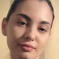 Adelaide T Nahé
