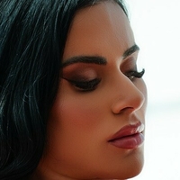 Alicia Romero IFBB Pro Nahé