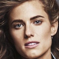Allison Williams Nahé