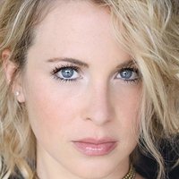 Amy Gumenick Nahé