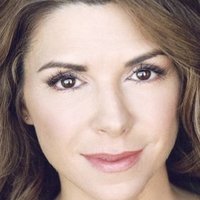 Amy Pietz Nahé