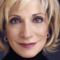 Andrea Mitchell Nahé