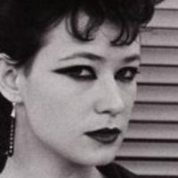 Ann Magnuson Nahé