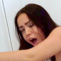 Anni Grant Nahé