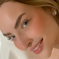 Astrid Afrodite Nahé