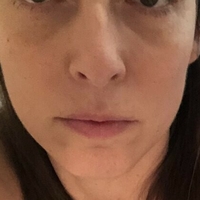 Average UK Mum Nahé