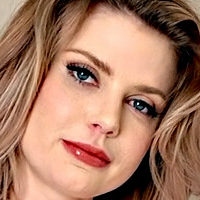 Beverly Hillson Nahé