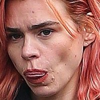 Billie Piper Nahé