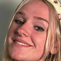 blakebloom Nahé