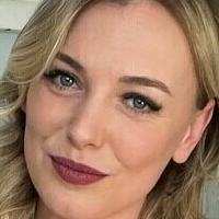 blondeblueeyedmoma Nahé