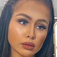 brookellawrence Nahé