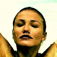 Cameron Diaz Nahé