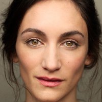 Cara Horgan Nahé