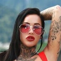 Chantelle Fox Nahé