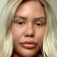 Chloe Niemela Wells Nahé
