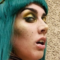 ChristinaCreeps Nahé