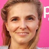 Claudia Pickering Nahé