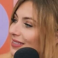 Comedienne Annie Lederman Nahé
