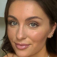 Courtney Ryan Nahé