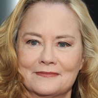 Cybill Shepherd Nahé