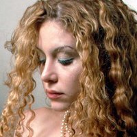 Daphne Khoury Nahé
