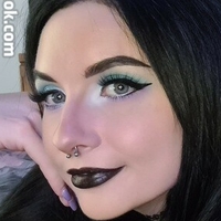 dark.lily Nahé