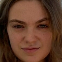 Ellie Bindman Nahé
