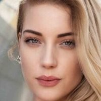 Emily Crighton Nahé