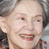 Emmanuelle Riva Nahé