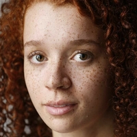 Erin Kellymen Nahé