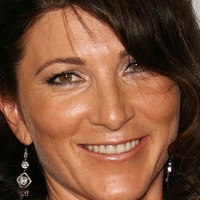 Eve Best Nahé