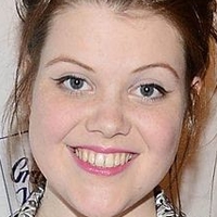 Georgie Henley Nahé
