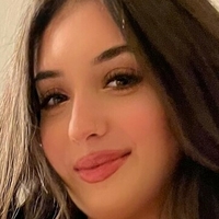 Gia Sinclaire Nahé