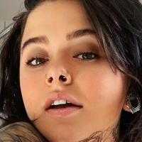 gillisbeenaughty Nahé