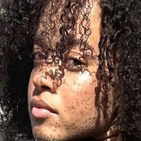Glowingsunny Nahé