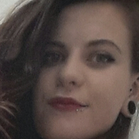 Holliepopx Nahé
