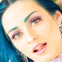 jewelzblu Nahé