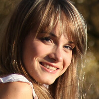 Julia I Nahé