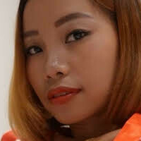 Julia Leung Nahé