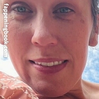 Julie Beans Nahé