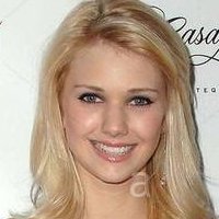 Katie Gil Nahé