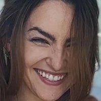 Kayla Compton Nahé