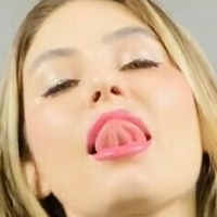 Kerri King Nahé