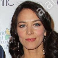 Kerry Norton Nahé