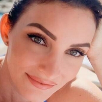 Kimberly Hrezo Nahé