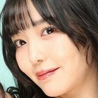 Koibuchi Momona Nahé