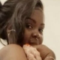 Krissylovesroses Nahé