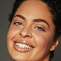 Laila Petrone Nahé