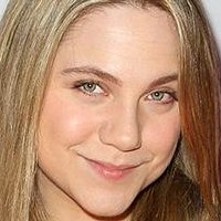 Lauren Collins Nahé