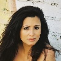 Lesa Torres Nahé